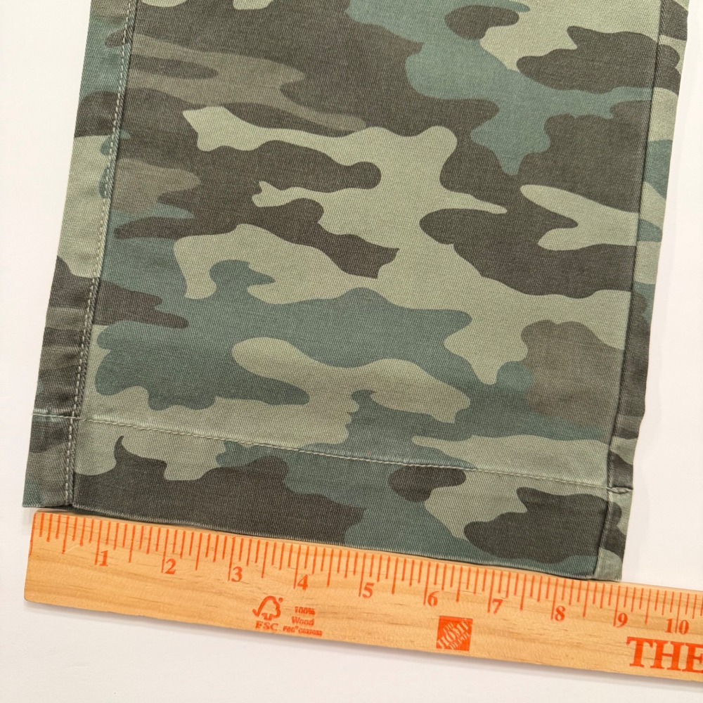 Universal Thread Womens Camo High Rise Cargo Pants Size 0 Green Camouflage New - Picture 8 of 11